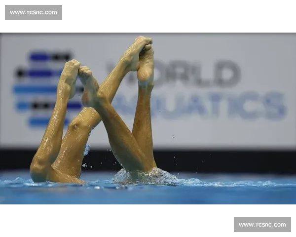 花样游泳艺术之美与竞技精神的完美交融探索发展历程与未来趋势展望 - 副本 (2) - 副本