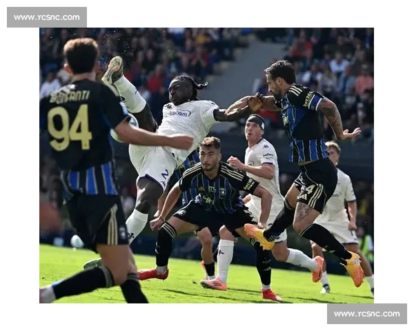 激情四射的足球比赛现场直播全程回顾与精彩瞬间解析 激情四射的足球比赛现场直播全程回顾与精彩瞬间解析