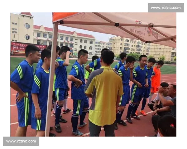 足球比赛基本规则详解与玩法分析全面指南 - 副本 足球比赛基本规则详解与玩法分析全面指南 - 副本