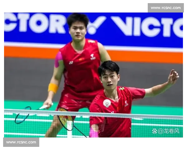 羽毛球公开赛激烈对决精彩纷呈 各路高手争锋竞技呈现巅峰对决 - 副本 - 副本 (2)