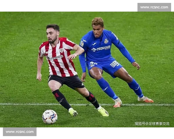 足球联赛与杯赛的区别及其对球队竞技状态的影响分析 - 副本 - 副本 (2)